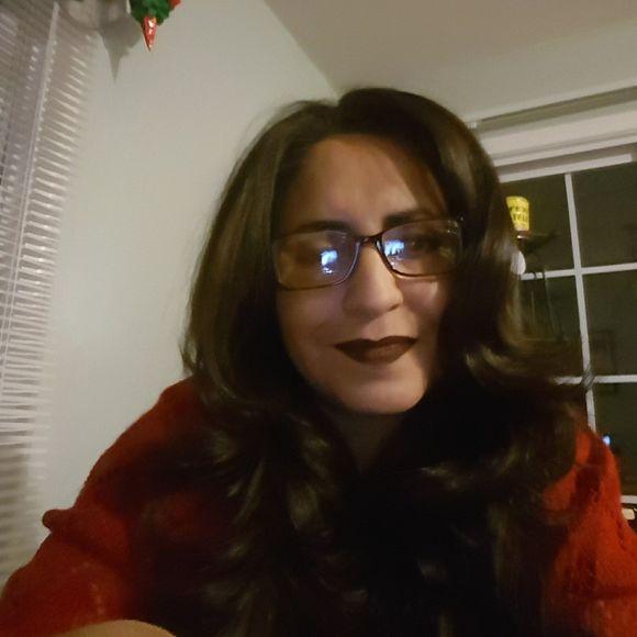 Meet your Posher, Maria - Picture 1 of 1